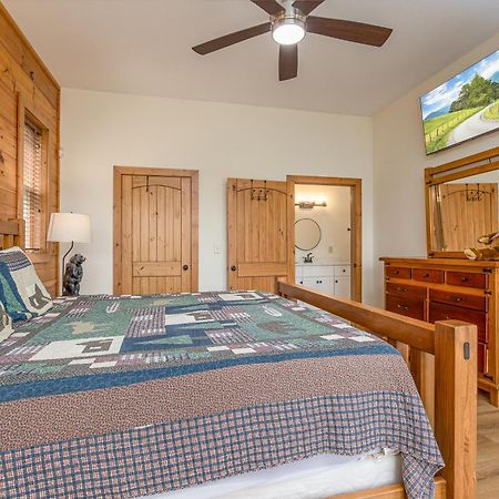 Five Bears Mountain View Lodge Sevierville Eksteriør billede